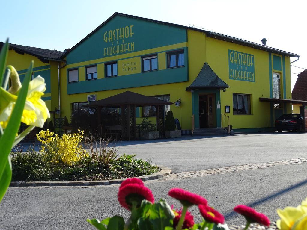 Gasthof Zum Flughafen Hotel Feldkirchen bei Graz Kültér fotó